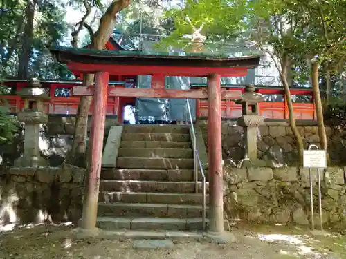 白山神社の鳥居