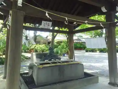 御裳神社の手水舎