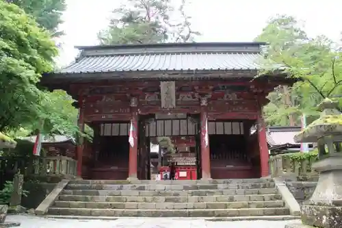 北口本宮冨士浅間神社の山門・神門