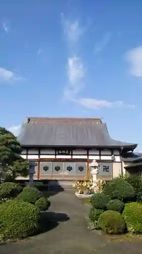 安樂寺の本殿