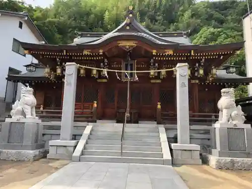 真浦神社の本殿・本堂