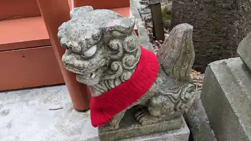 共栄稲荷神社の狛犬