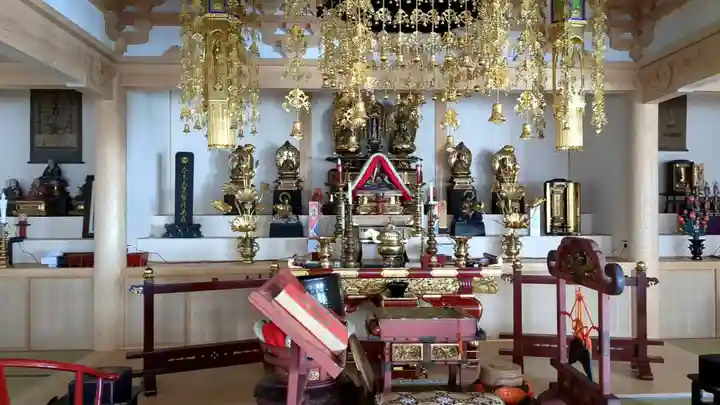 長應寺の本殿・本堂