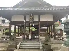 八幡神社の本殿