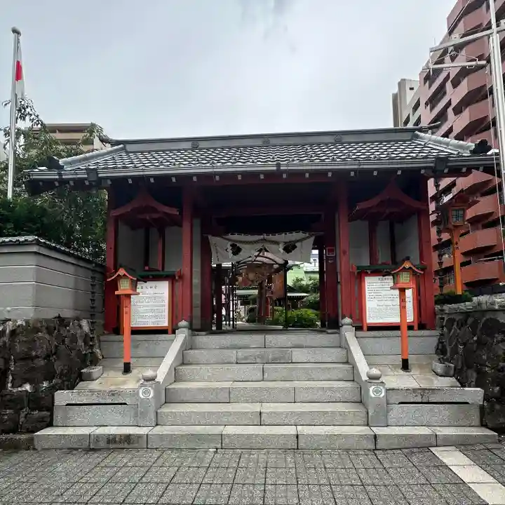 仙台大神宮の山門・神門