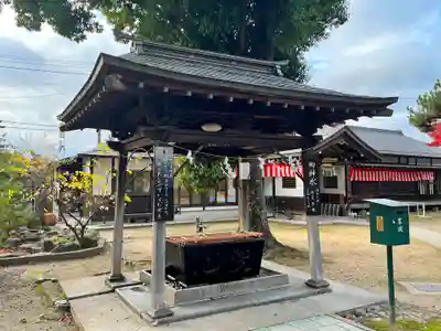 熊野神社の手水舎