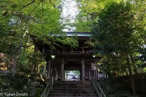 大窪寺の山門