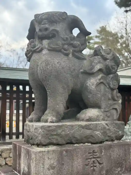 札幌護國神社の狛犬