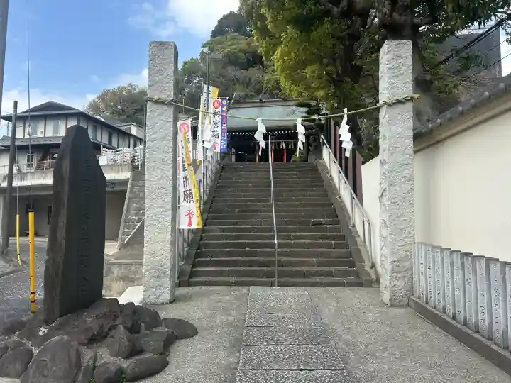 太田杉山神社・横濱水天宮の{uncategorized: "未分類", other: "その他", undefined: "問題あり", building: "その他建物", grave: "お墓", sacred_gate: "鳥居", guardian: "狛犬", statue: "像", buddha: "仏像", history: "歴史", nature: "自然", garden: "庭園", animal: "動物", pagoda: "塔", temizu: "手水舎", mountain_gate: "山門・神門", sanctuary: "本殿・本堂", subordinate: "末社・摂社", art: "芸術", scenery: "景色", jizo: "地蔵", ema: "絵馬", goshuin: "御朱印", omikuji: "おみくじ", items: "授与品その他", amulet: "お守り", goshuincho: "御朱印帳", eats: "食事", festival: "お祭り", votive_dance: "神楽", shichigosan: "七五三参", wedding: "結婚式", experience: "体験その他", initially: "初詣", around: "周辺", anti_infection: "感染症対策"}