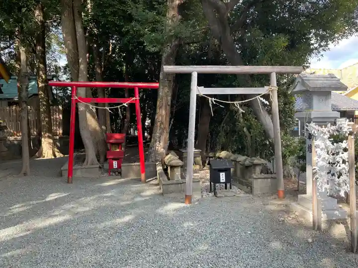 小川神社の{uncategorized: "未分類", other: "その他", undefined: "問題あり", building: "その他建物", grave: "お墓", sacred_gate: "鳥居", guardian: "狛犬", statue: "像", buddha: "仏像", history: "歴史", nature: "自然", garden: "庭園", animal: "動物", pagoda: "塔", temizu: "手水舎", mountain_gate: "山門・神門", sanctuary: "本殿・本堂", subordinate: "末社・摂社", art: "芸術", scenery: "景色", jizo: "地蔵", ema: "絵馬", goshuin: "御朱印", omikuji: "おみくじ", items: "授与品その他", amulet: "お守り", goshuincho: "御朱印帳", eats: "食事", festival: "お祭り", votive_dance: "神楽", shichigosan: "七五三参", wedding: "結婚式", experience: "体験その他", initially: "初詣", around: "周辺", anti_infection: "感染症対策"}