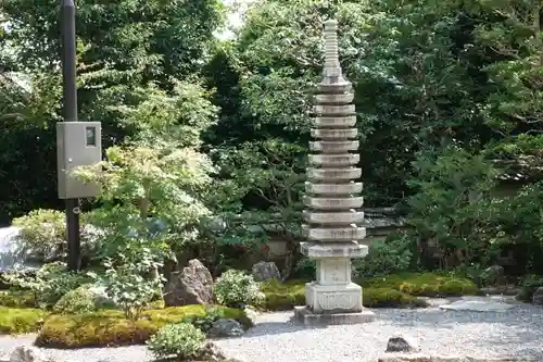 勝持寺（花の寺）の塔