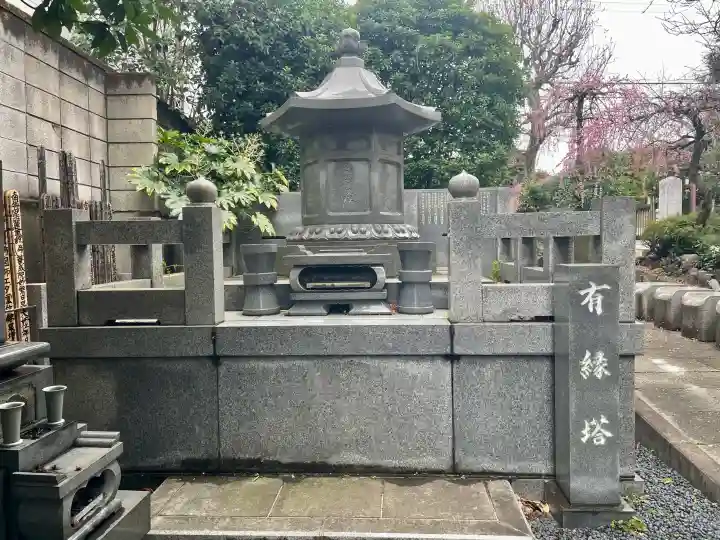 常泉寺の{uncategorized: "未分類", other: "その他", undefined: "問題あり", building: "その他建物", grave: "お墓", sacred_gate: "鳥居", guardian: "狛犬", statue: "像", buddha: "仏像", history: "歴史", nature: "自然", garden: "庭園", animal: "動物", pagoda: "塔", temizu: "手水舎", mountain_gate: "山門・神門", sanctuary: "本殿・本堂", subordinate: "末社・摂社", art: "芸術", scenery: "景色", jizo: "地蔵", ema: "絵馬", goshuin: "御朱印", omikuji: "おみくじ", items: "授与品その他", amulet: "お守り", goshuincho: "御朱印帳", eats: "食事", festival: "お祭り", votive_dance: "神楽", shichigosan: "七五三参", wedding: "結婚式", experience: "体験その他", initially: "初詣", around: "周辺", anti_infection: "感染症対策"}