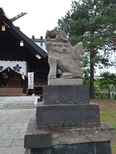 上川神社頓宮の狛犬