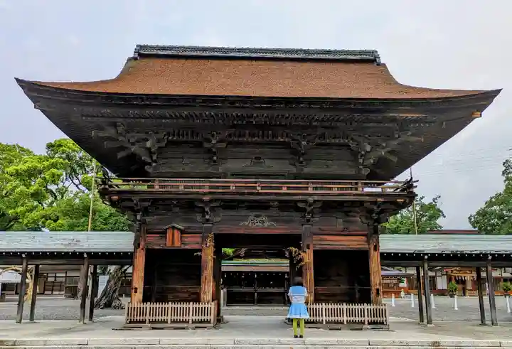 尾張大國霊神社(国府宮)の山門・神門