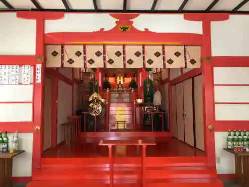 四宮神社の本殿・本堂