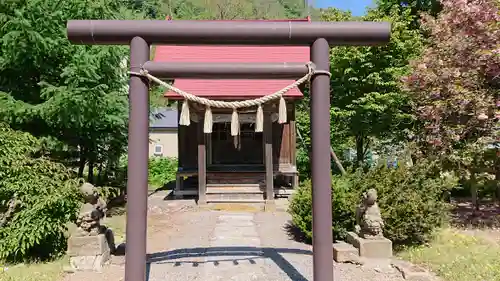 美国神社の末社