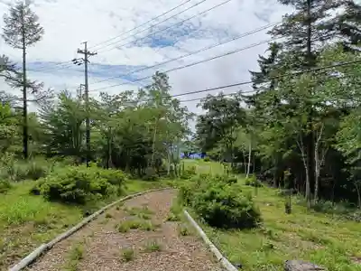 霧ヶ峰薙鎌神社の景色