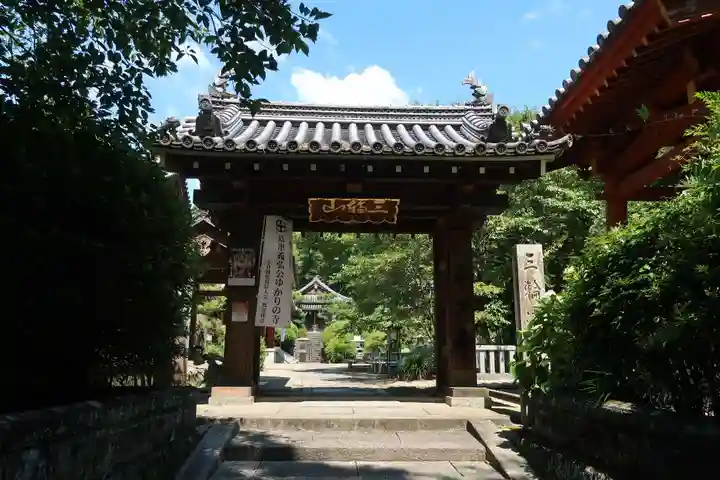 平等寺(三輪山平等寺)(奈良県)