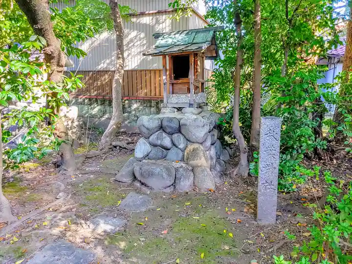 十所社の末社・摂社