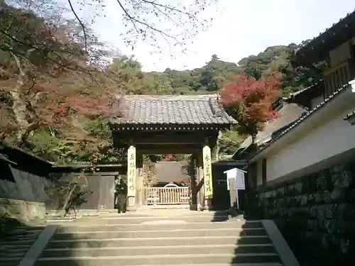 正続院（円覚寺塔所）の山門