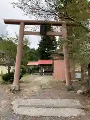 諏訪神社の鳥居