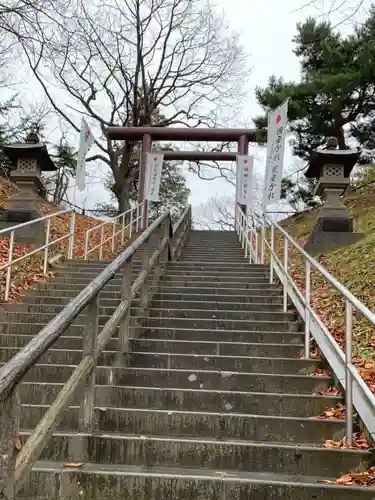 厚別神社の山門・神門