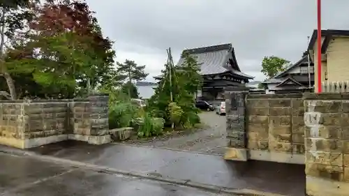 光願寺の山門