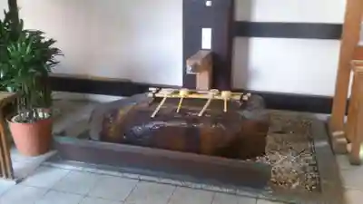 出雲大社東京分祠の手水舎