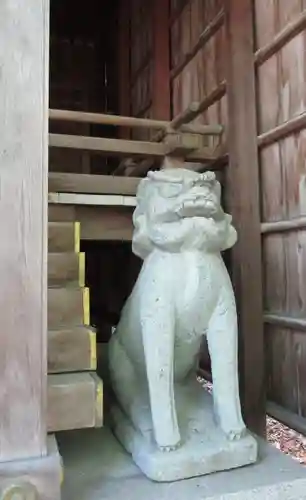 氣比神宮の狛犬