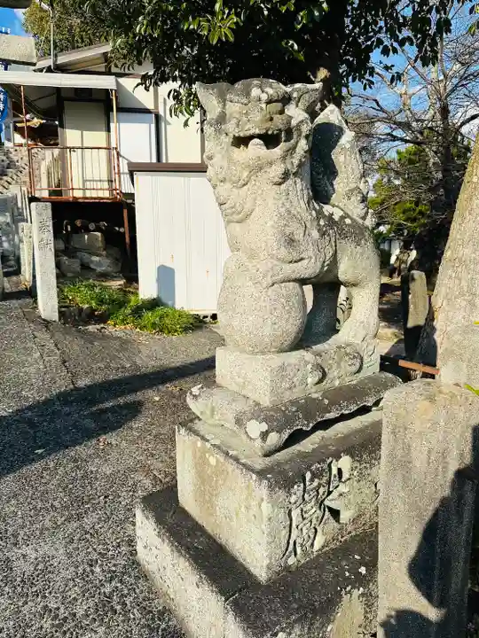 岩国白蛇神社の狛犬