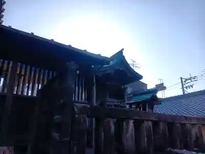 鞍掛神社の{uncategorized: "未分類", other: "その他", undefined: "問題あり", building: "その他建物", grave: "お墓", sacred_gate: "鳥居", guardian: "狛犬", statue: "像", buddha: "仏像", history: "歴史", nature: "自然", garden: "庭園", animal: "動物", pagoda: "塔", temizu: "手水舎", mountain_gate: "山門・神門", sanctuary: "本殿・本堂", subordinate: "末社・摂社", art: "芸術", scenery: "景色", jizo: "地蔵", ema: "絵馬", goshuin: "御朱印", omikuji: "おみくじ", items: "授与品その他", amulet: "お守り", goshuincho: "御朱印帳", eats: "食事", festival: "お祭り", votive_dance: "神楽", shichigosan: "七五三参", wedding: "結婚式", experience: "体験その他", initially: "初詣", around: "周辺", anti_infection: "感染症対策"}