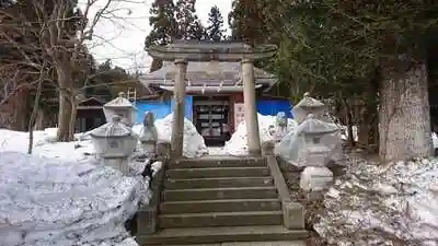 羽山神社の鳥居