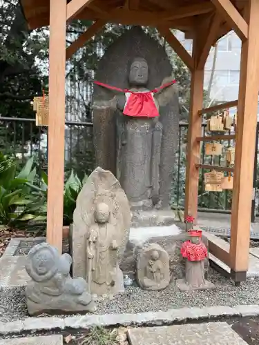 愛宕神社の{uncategorized: "未分類", other: "その他", undefined: "問題あり", building: "その他建物", grave: "お墓", sacred_gate: "鳥居", guardian: "狛犬", statue: "像", buddha: "仏像", history: "歴史", nature: "自然", garden: "庭園", animal: "動物", pagoda: "塔", temizu: "手水舎", mountain_gate: "山門・神門", sanctuary: "本殿・本堂", subordinate: "末社・摂社", art: "芸術", scenery: "景色", jizo: "地蔵", ema: "絵馬", goshuin: "御朱印", omikuji: "おみくじ", items: "授与品その他", amulet: "お守り", goshuincho: "御朱印帳", eats: "食事", festival: "お祭り", votive_dance: "神楽", shichigosan: "七五三参", wedding: "結婚式", experience: "体験その他", initially: "初詣", around: "周辺", anti_infection: "感染症対策"}