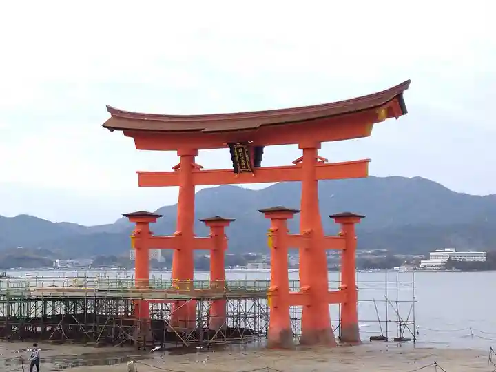 厳島神社(広島県)