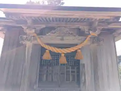 神明宮の{uncategorized: "未分類", other: "その他", undefined: "問題あり", building: "その他建物", grave: "お墓", sacred_gate: "鳥居", guardian: "狛犬", statue: "像", buddha: "仏像", history: "歴史", nature: "自然", garden: "庭園", animal: "動物", pagoda: "塔", temizu: "手水舎", mountain_gate: "山門・神門", sanctuary: "本殿・本堂", subordinate: "末社・摂社", art: "芸術", scenery: "景色", jizo: "地蔵", ema: "絵馬", goshuin: "御朱印", omikuji: "おみくじ", items: "授与品その他", amulet: "お守り", goshuincho: "御朱印帳", eats: "食事", festival: "お祭り", votive_dance: "神楽", shichigosan: "七五三参", wedding: "結婚式", experience: "体験その他", initially: "初詣", around: "周辺", anti_infection: "感染症対策"}