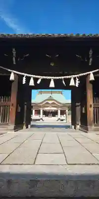岡山神社の山門・神門