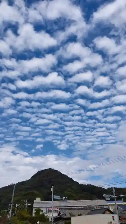 三津厳島神社の周辺