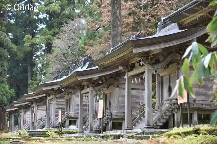 出羽神社(出羽三山神社)~三神合祭殿~(山形県)