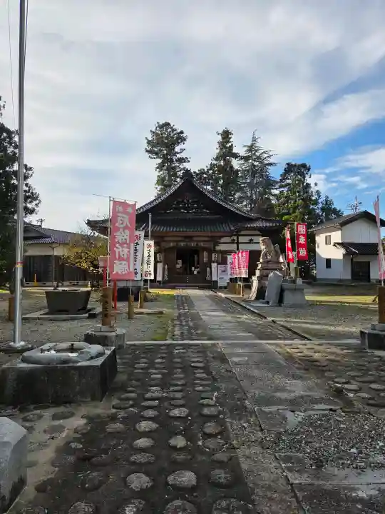 穴水大宮の{uncategorized: "未分類", other: "その他", undefined: "問題あり", building: "その他建物", grave: "お墓", sacred_gate: "鳥居", guardian: "狛犬", statue: "像", buddha: "仏像", history: "歴史", nature: "自然", garden: "庭園", animal: "動物", pagoda: "塔", temizu: "手水舎", mountain_gate: "山門・神門", sanctuary: "本殿・本堂", subordinate: "末社・摂社", art: "芸術", scenery: "景色", jizo: "地蔵", ema: "絵馬", goshuin: "御朱印", omikuji: "おみくじ", items: "授与品その他", amulet: "お守り", goshuincho: "御朱印帳", eats: "食事", festival: "お祭り", votive_dance: "神楽", shichigosan: "七五三参", wedding: "結婚式", experience: "体験その他", initially: "初詣", around: "周辺", anti_infection: "感染症対策"}