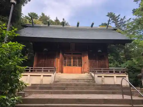 服部神社の本殿・本堂