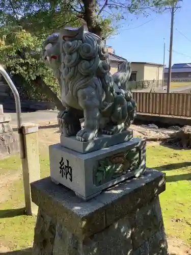 八幡社の狛犬