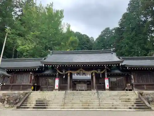 飛驒一宮水無神社の本殿・本堂