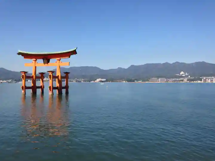 厳島神社(広島県)