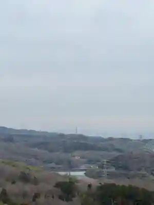 野見神社の{uncategorized: "未分類", other: "その他", undefined: "問題あり", building: "その他建物", grave: "お墓", sacred_gate: "鳥居", guardian: "狛犬", statue: "像", buddha: "仏像", history: "歴史", nature: "自然", garden: "庭園", animal: "動物", pagoda: "塔", temizu: "手水舎", mountain_gate: "山門・神門", sanctuary: "本殿・本堂", subordinate: "末社・摂社", art: "芸術", scenery: "景色", jizo: "地蔵", ema: "絵馬", goshuin: "御朱印", omikuji: "おみくじ", items: "授与品その他", amulet: "お守り", goshuincho: "御朱印帳", eats: "食事", festival: "お祭り", votive_dance: "神楽", shichigosan: "七五三参", wedding: "結婚式", experience: "体験その他", initially: "初詣", around: "周辺", anti_infection: "感染症対策"}