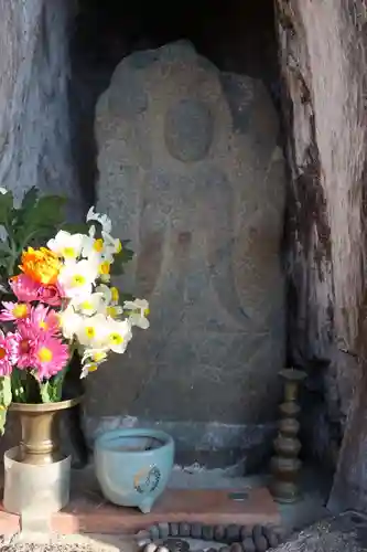 穴太薬師堂(三重県)