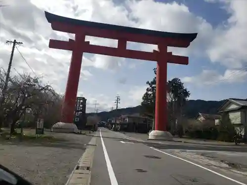 美濃國一宮　南宮大社の鳥居