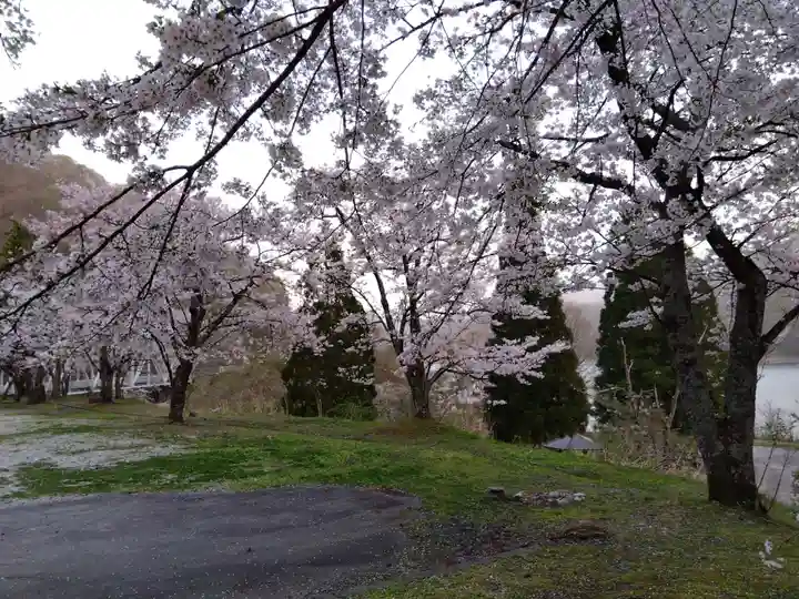 総社穴馬神社(福井県)