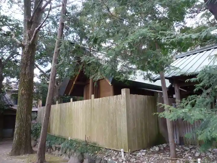 箕曲中松原神社の本殿・本堂