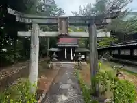 飛梅天満宮(新日吉神宮境内社)の{uncategorized: "未分類", other: "その他", undefined: "問題あり", building: "その他建物", grave: "お墓", sacred_gate: "鳥居", guardian: "狛犬", statue: "像", buddha: "仏像", history: "歴史", nature: "自然", garden: "庭園", animal: "動物", pagoda: "塔", temizu: "手水舎", mountain_gate: "山門・神門", sanctuary: "本殿・本堂", subordinate: "末社・摂社", art: "芸術", scenery: "景色", jizo: "地蔵", ema: "絵馬", goshuin: "御朱印", omikuji: "おみくじ", items: "授与品その他", amulet: "お守り", goshuincho: "御朱印帳", eats: "食事", festival: "お祭り", votive_dance: "神楽", shichigosan: "七五三参", wedding: "結婚式", experience: "体験その他", initially: "初詣", around: "周辺", anti_infection: "感染症対策"}