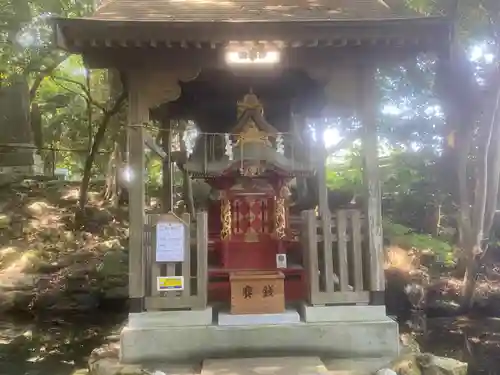 泉神社の末社